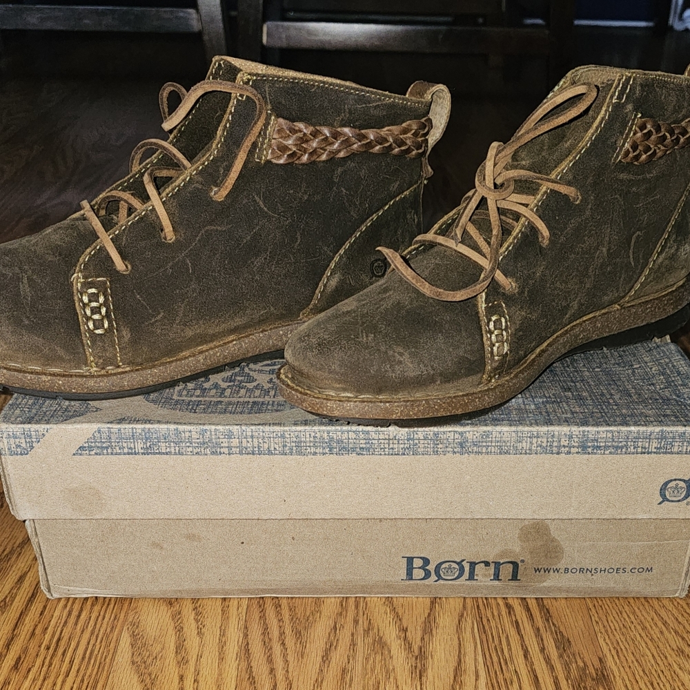 Born Temble Rust Leather Shoes